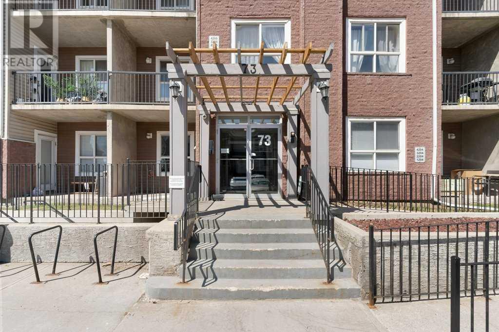 Single Family House for Sale in   Erin Woods Court SE Erin Woods Calgary 