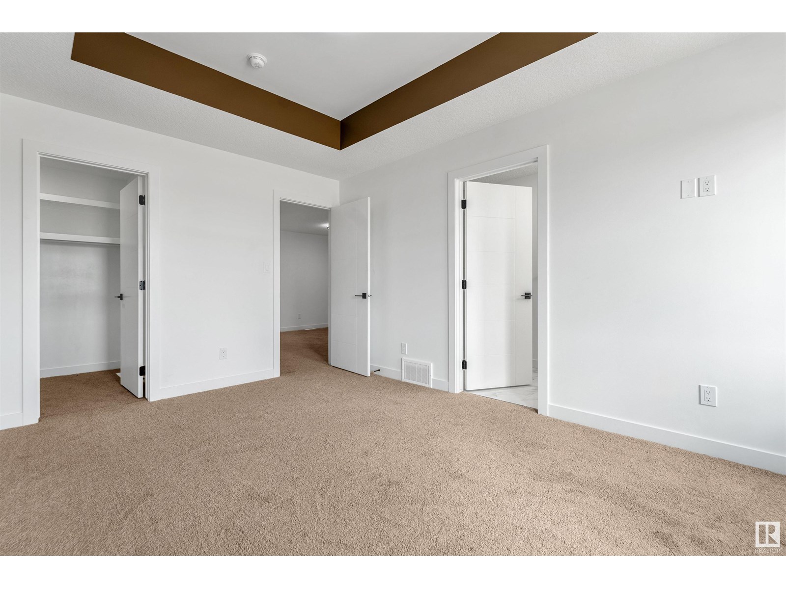 Photo 10 of 3614 39 Av, Beaumont AB