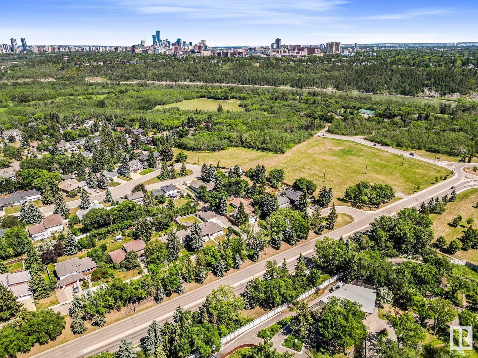 Photo 22 of 13312 Buena Vista Rd Nw, Edmonton AB