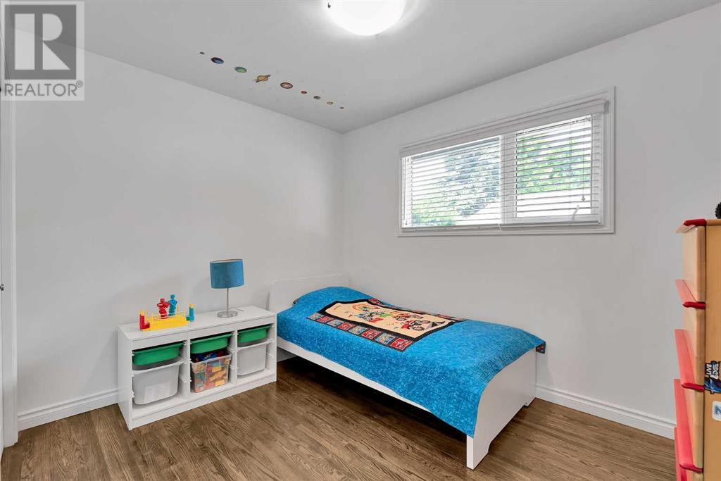 Single Family House Bungalow for Sale in   Avenue SW Haysboro Calgary 