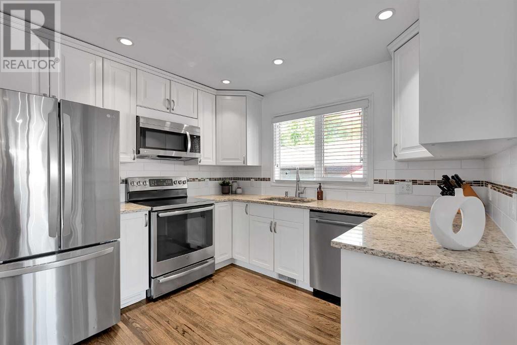 Single Family House Bungalow for Sale in   Avenue SW Haysboro Calgary 