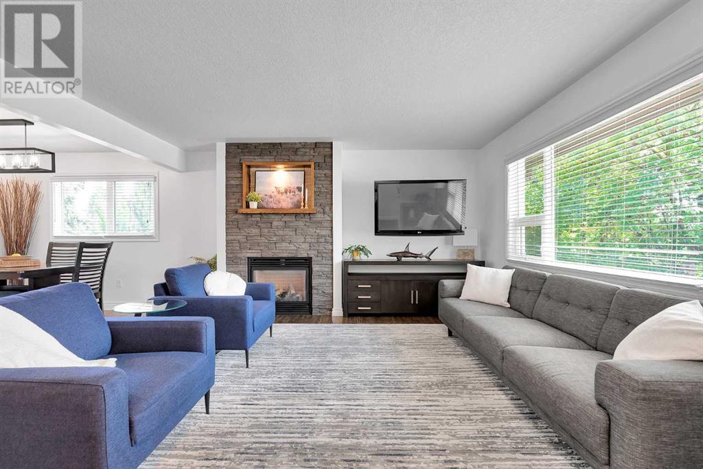 Single Family House Bungalow for Sale in   Avenue SW Haysboro Calgary 