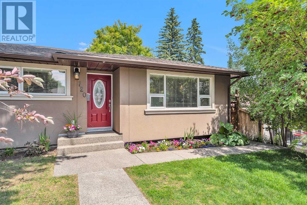 Single Family House Bungalow for Sale in   Avenue SW Haysboro Calgary 