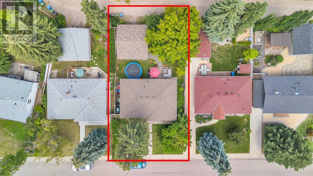 Single Family House Bungalow for Sale in   Avenue SW Haysboro Calgary 