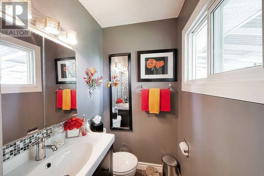 Single Family House Bungalow for Sale in   Avenue NW Huntington Hills Calgary 