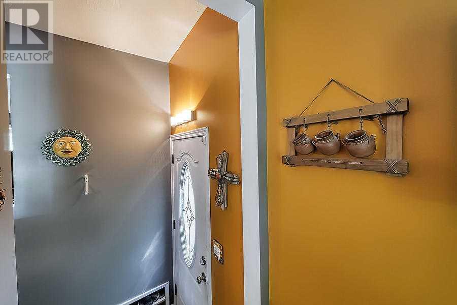 Single Family House Bungalow for Sale in   Avenue NW Huntington Hills Calgary 