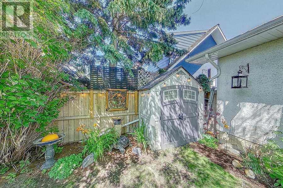 Single Family House Bungalow for Sale in   Avenue NW Huntington Hills Calgary 
