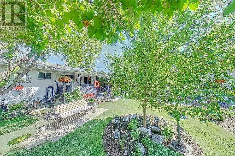 Single Family House Bungalow for Sale in   Avenue NW Huntington Hills Calgary 