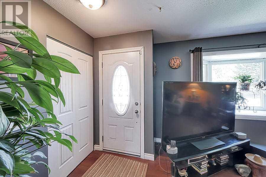 Single Family House Bungalow for Sale in   Avenue NW Huntington Hills Calgary 