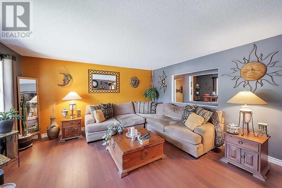 Single Family House Bungalow for Sale in   Avenue NW Huntington Hills Calgary 