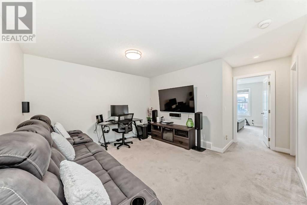 Single Family House for Sale in  Savanna Lane NE Saddle Ridge Calgary 