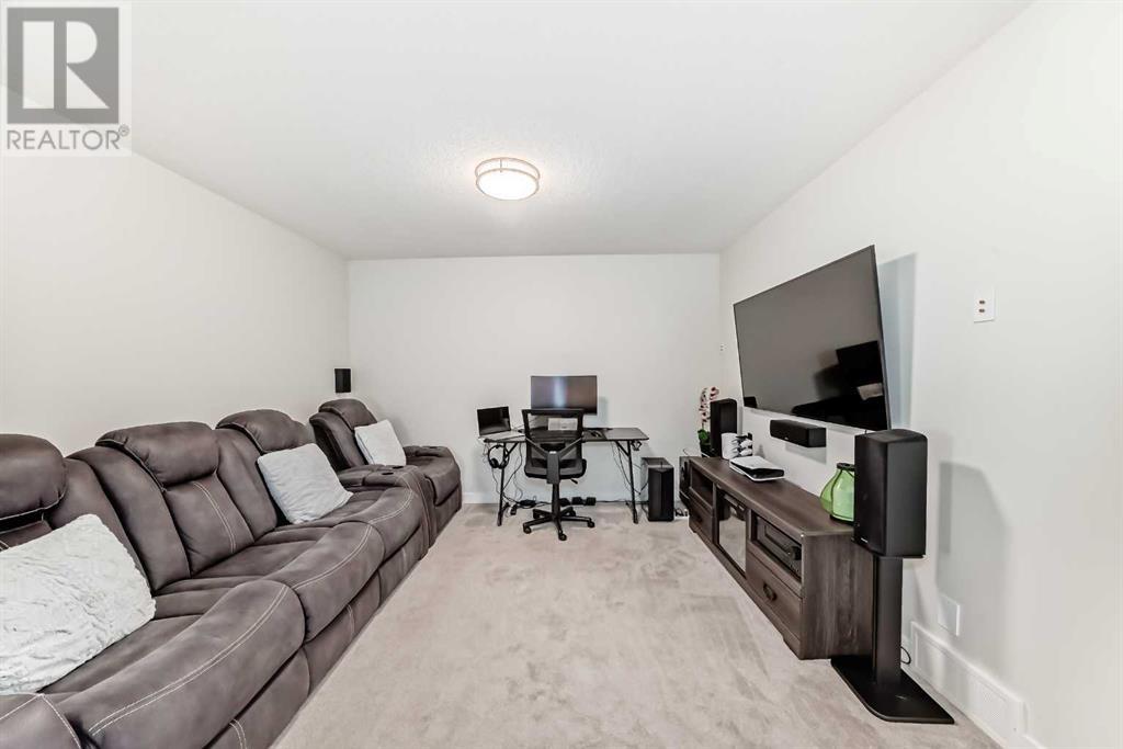 Single Family House for Sale in  Savanna Lane NE Saddle Ridge Calgary 
