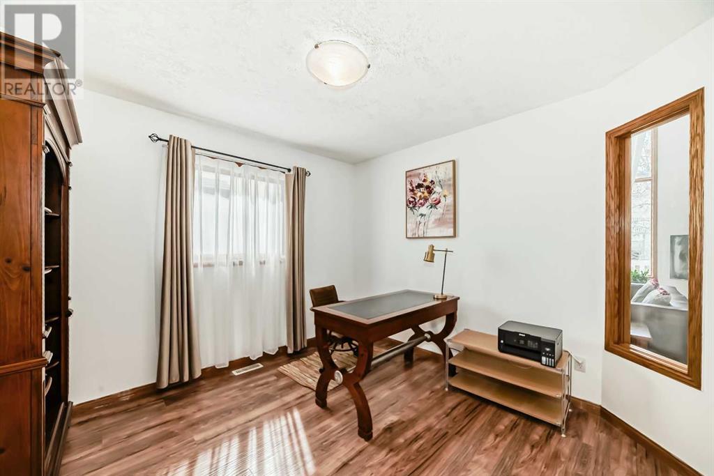 Single Family House for Sale in  Hampstead Way NW Hamptons Calgary 