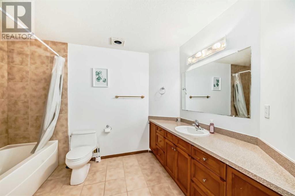 Single Family House for Sale in  Hampstead Way NW Hamptons Calgary 