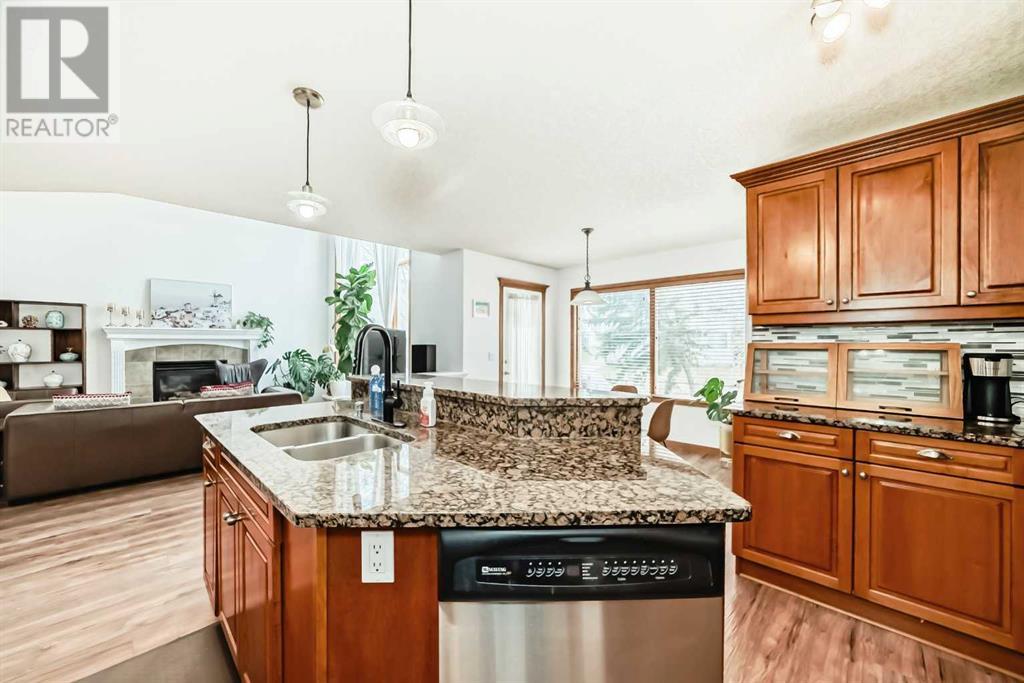 Single Family House for Sale in  Hampstead Way NW Hamptons Calgary 