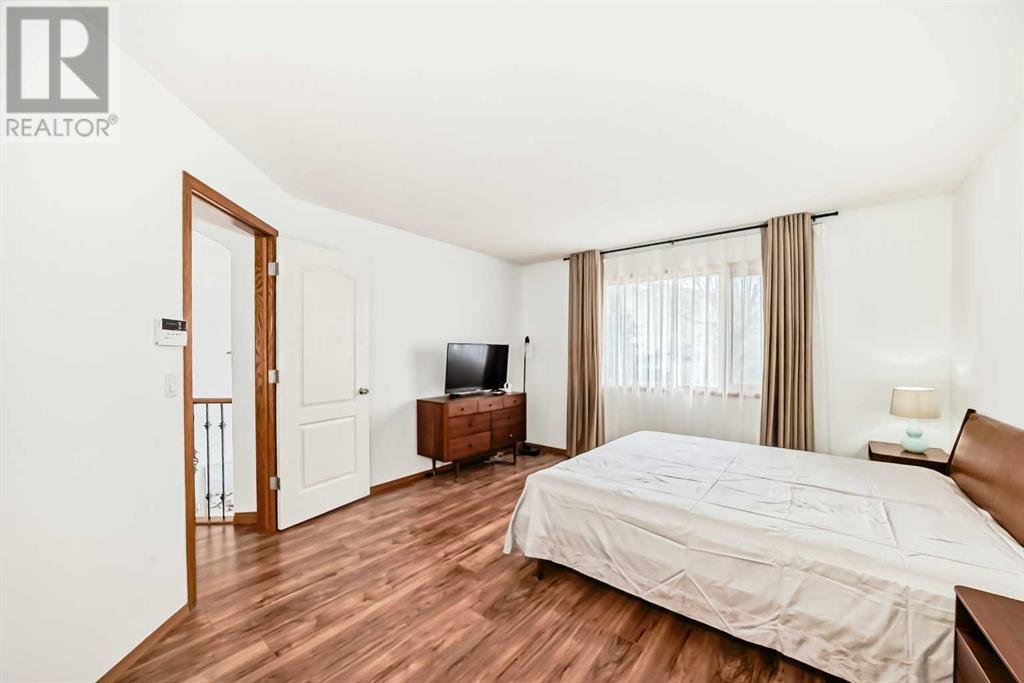 Single Family House for Sale in  Hampstead Way NW Hamptons Calgary 