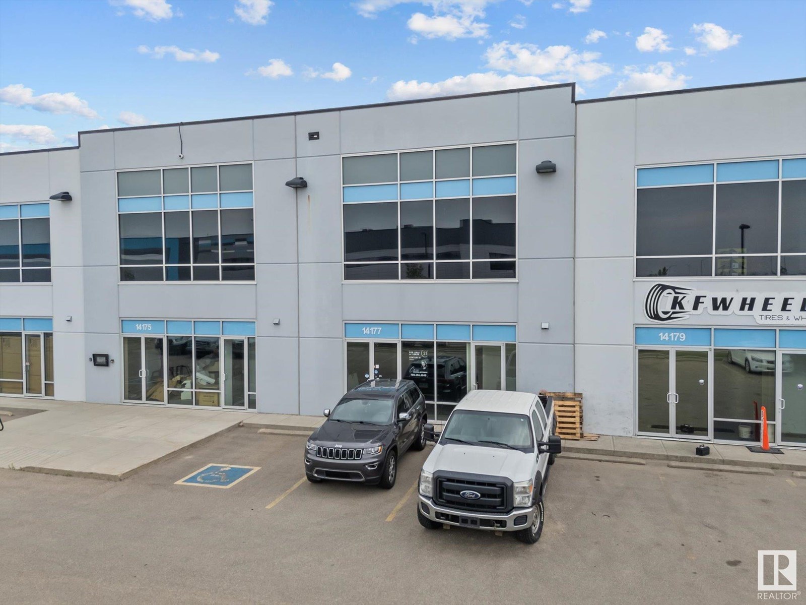 Photo 2 of 14177 162 Av Nw, Edmonton AB