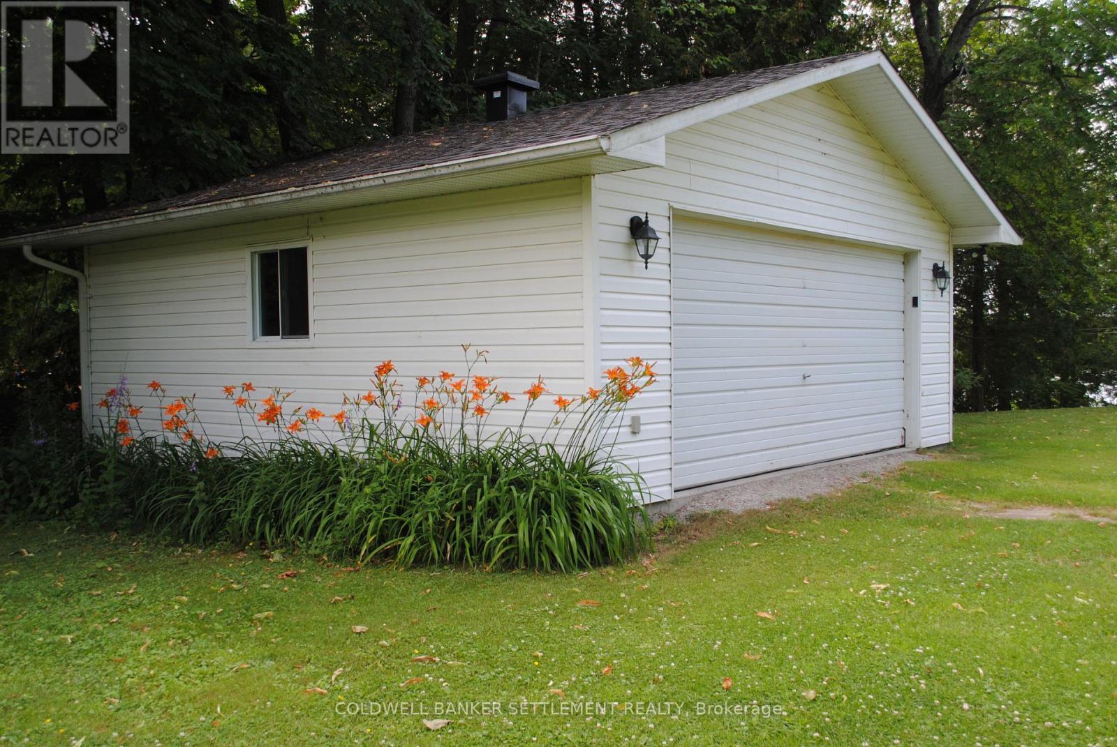 Photo 18 of 64 B 7 Road, Rideau Lakes ON