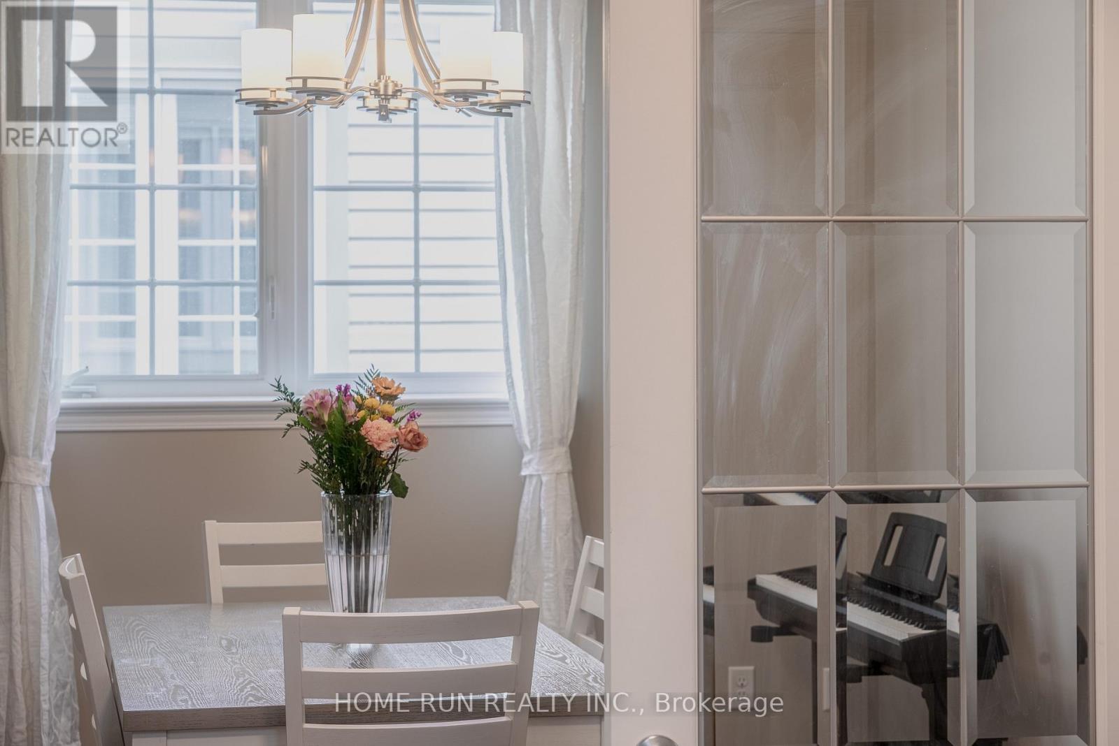Photo 7 of 343 Eckerson Avenue, Ottawa ON