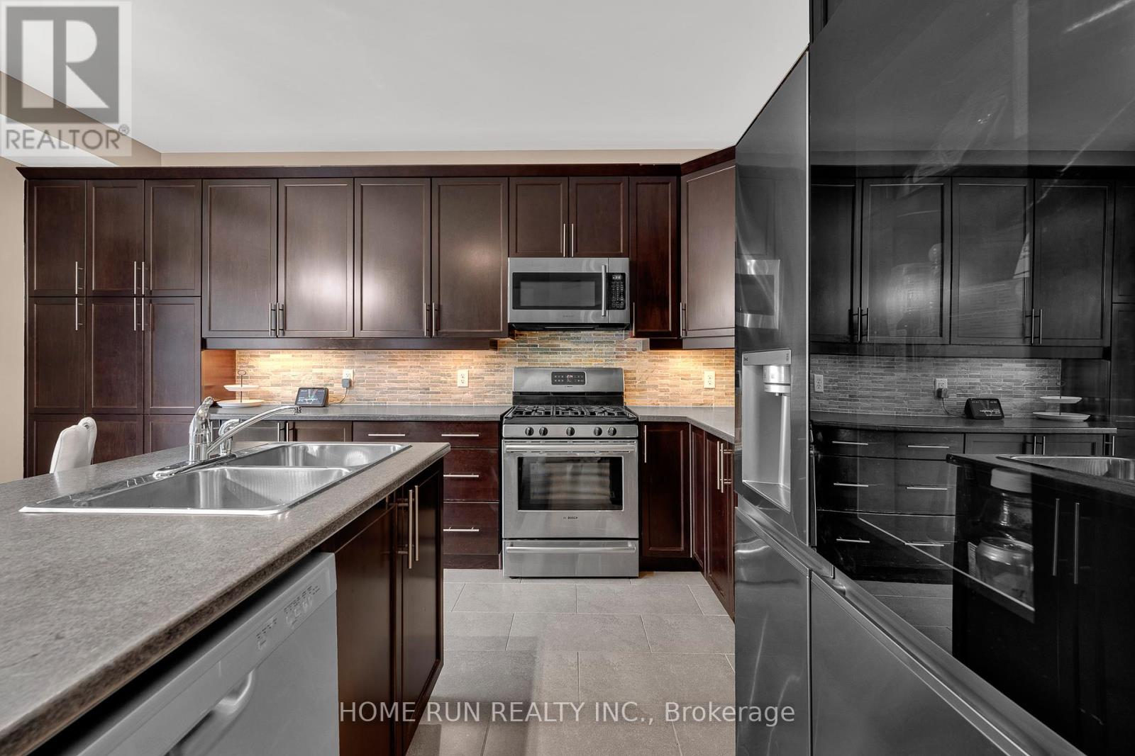 Photo 11 of 343 Eckerson Avenue, Ottawa ON