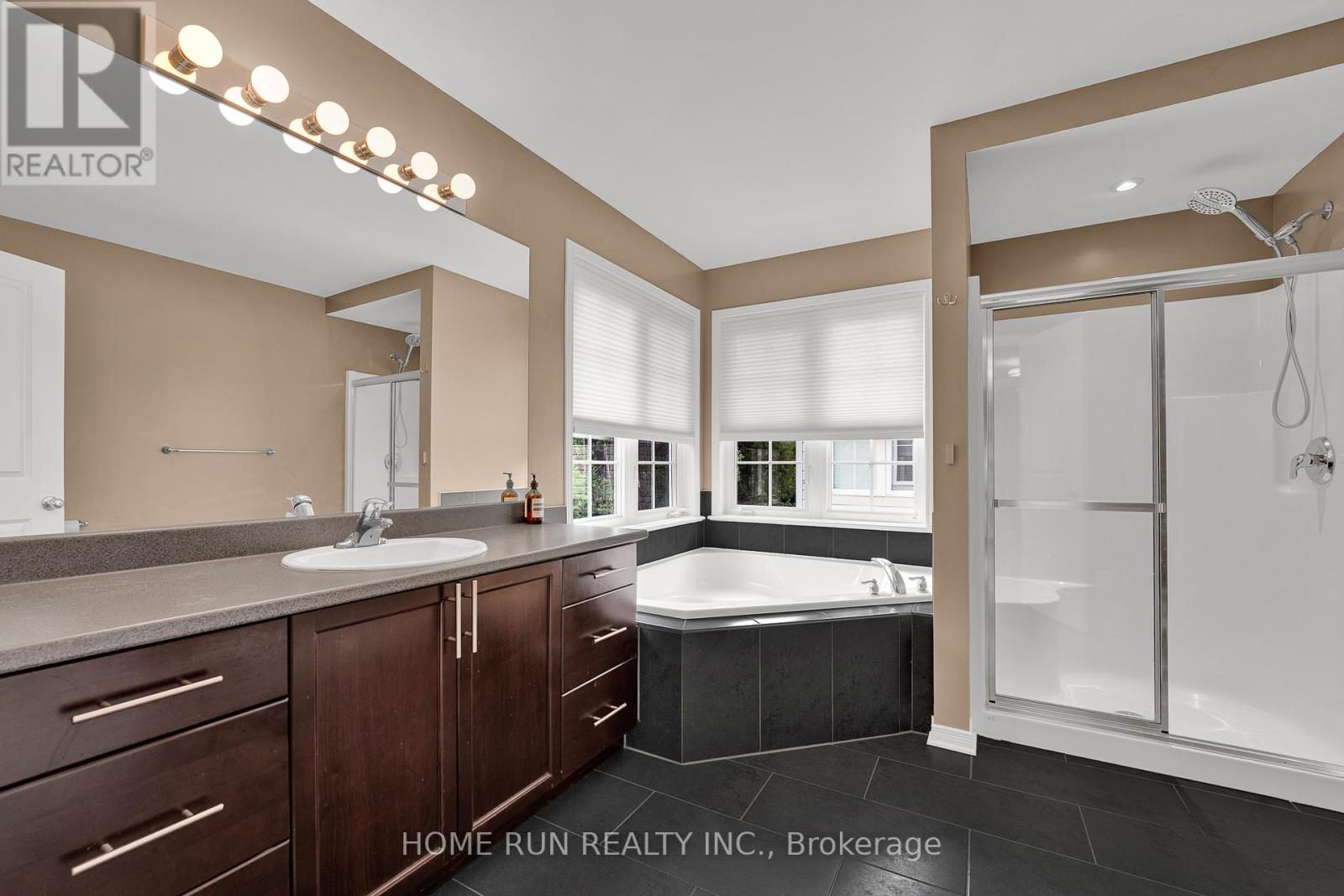 Photo 12 of 343 Eckerson Avenue, Ottawa ON