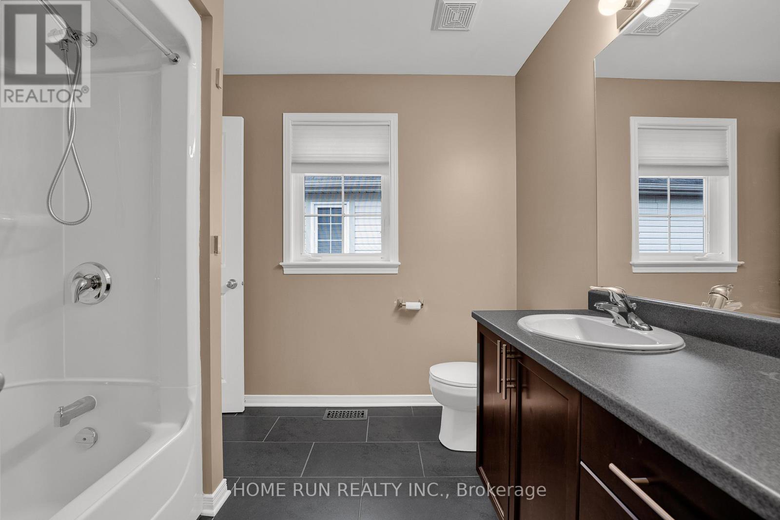 Photo 8 of 343 Eckerson Avenue, Ottawa ON
