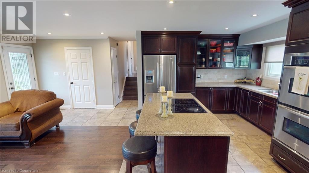 Photo 11 of 978 Ferndale Avenue, Fort Erie ON