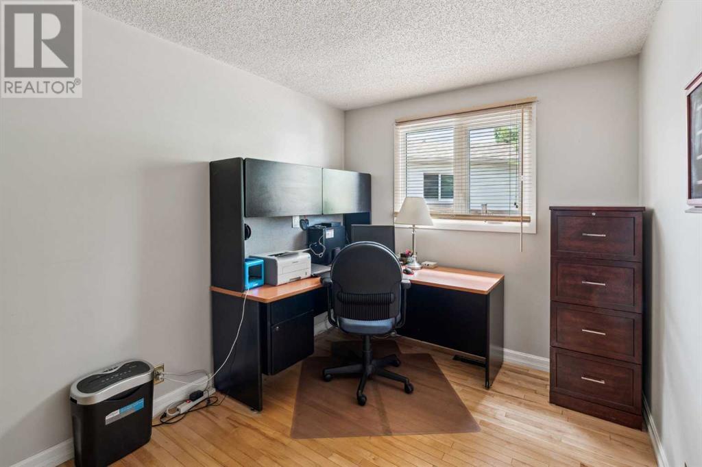 Single Family House Bungalow for Sale in  Millcrest Way SW Millrise Calgary 