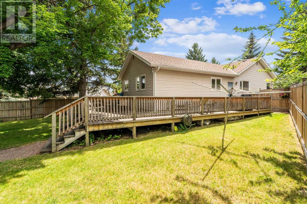Single Family House Bungalow for Sale in  Millcrest Way SW Millrise Calgary 