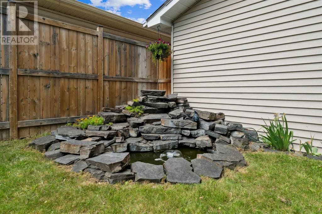 Single Family House Bungalow for Sale in  Millcrest Way SW Millrise Calgary 