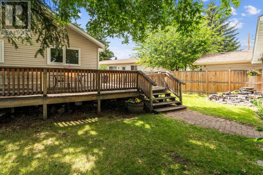Single Family House Bungalow for Sale in  Millcrest Way SW Millrise Calgary 
