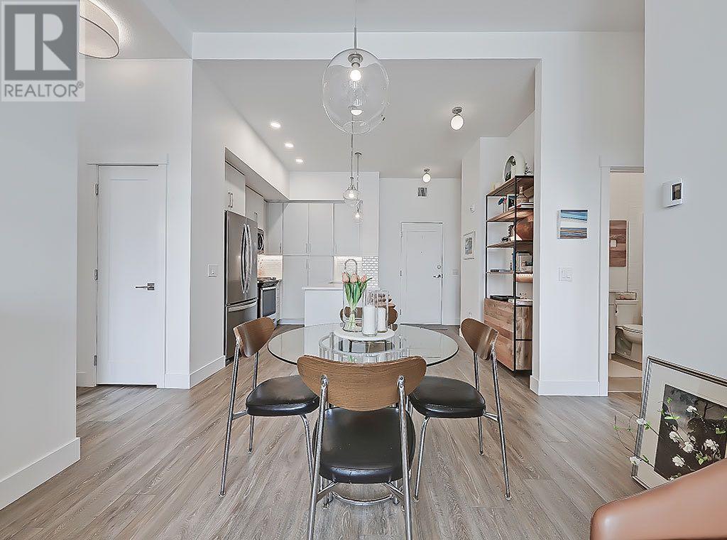 108, 38 Quarry Gate SE, Calgary, Alberta