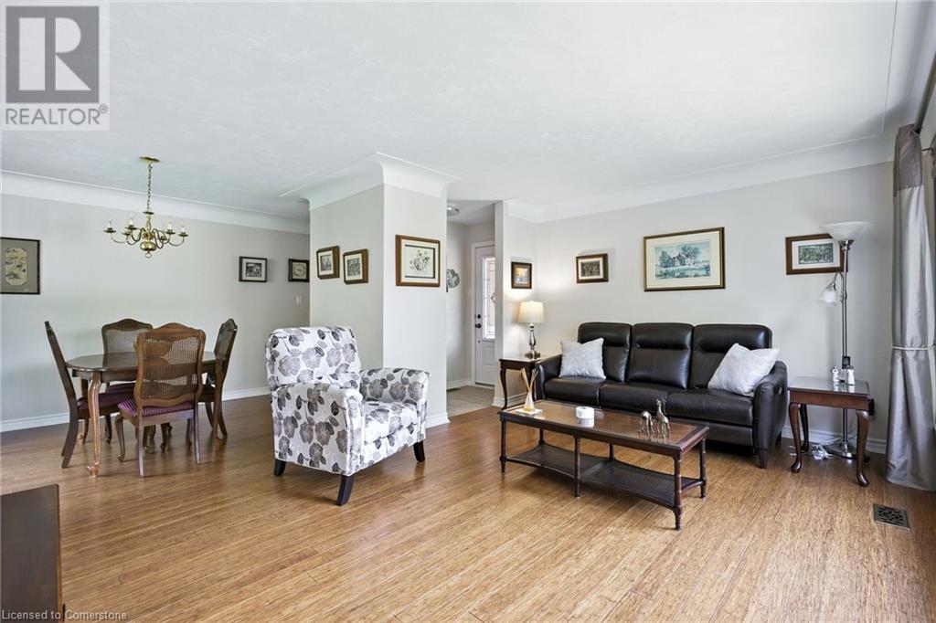 Photo 35 of 509 Rothesay Place, Burlington ON