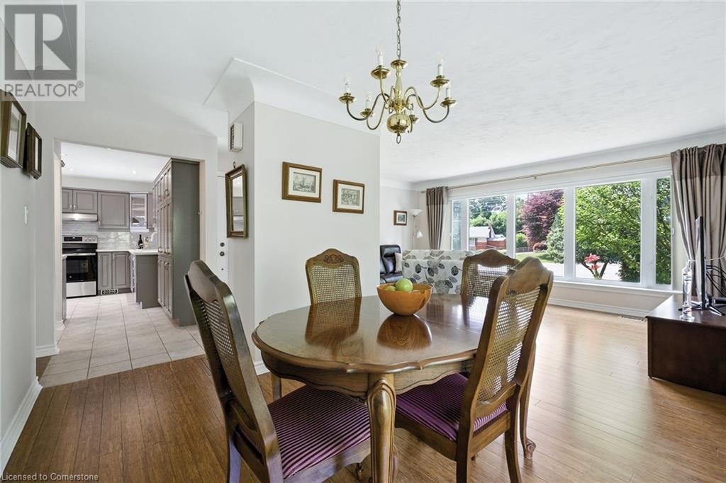 Photo 14 of 509 Rothesay Place, Burlington ON