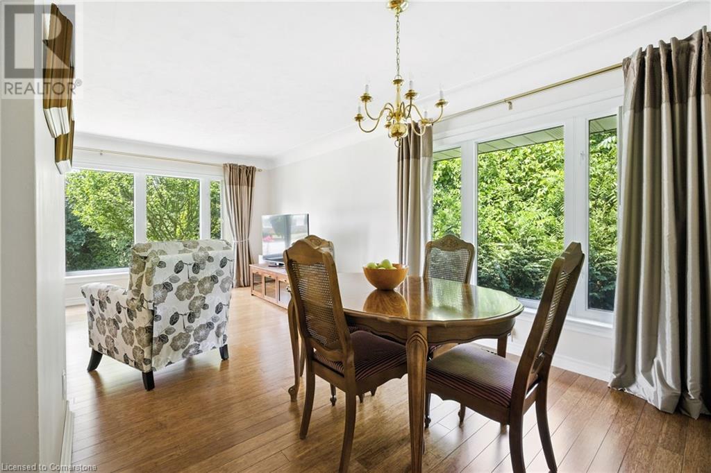 Photo 34 of 509 Rothesay Place, Burlington ON
