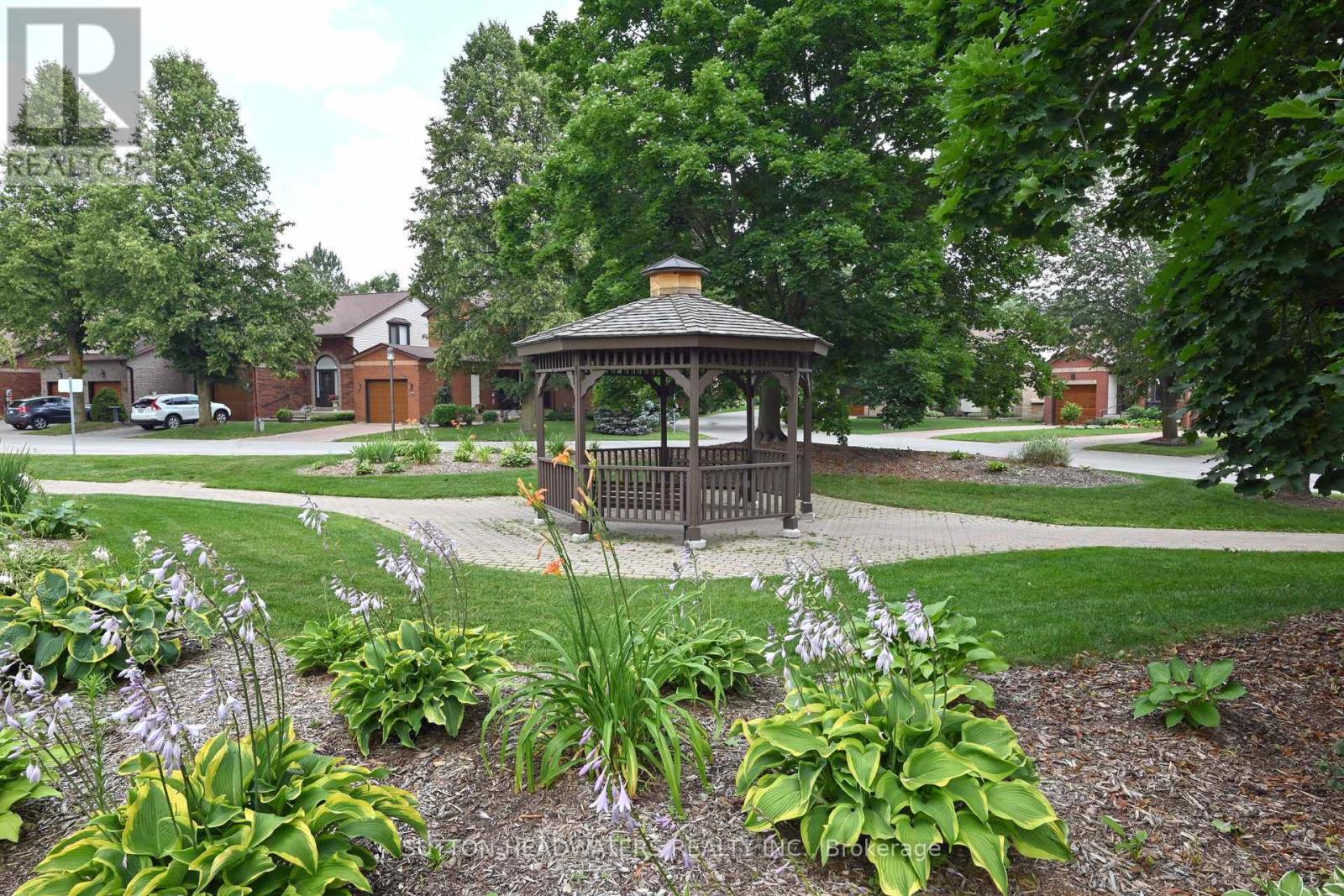 Photo 14 of 29 Parkette Drive, New Tecumseth ON