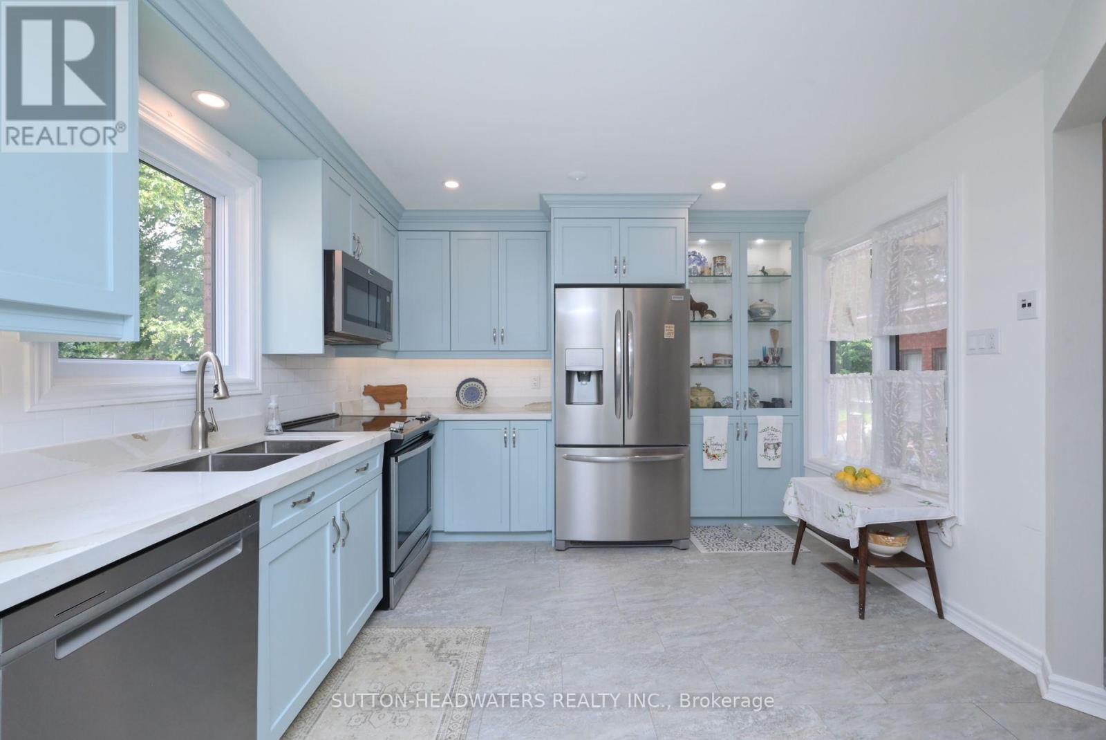 Photo 12 of 29 Parkette Drive, New Tecumseth ON