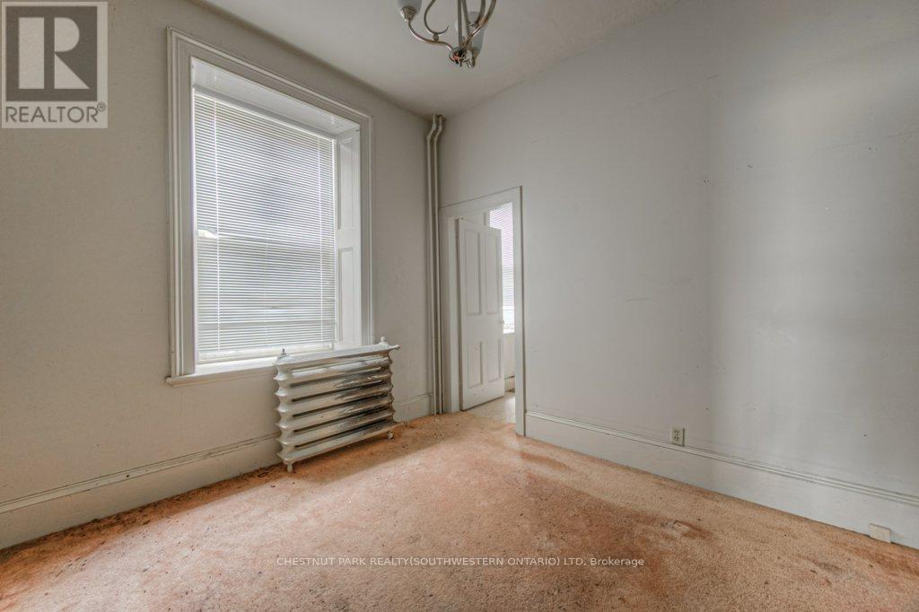 Photo 6 of 245 Ainslie Street S, Cambridge ON