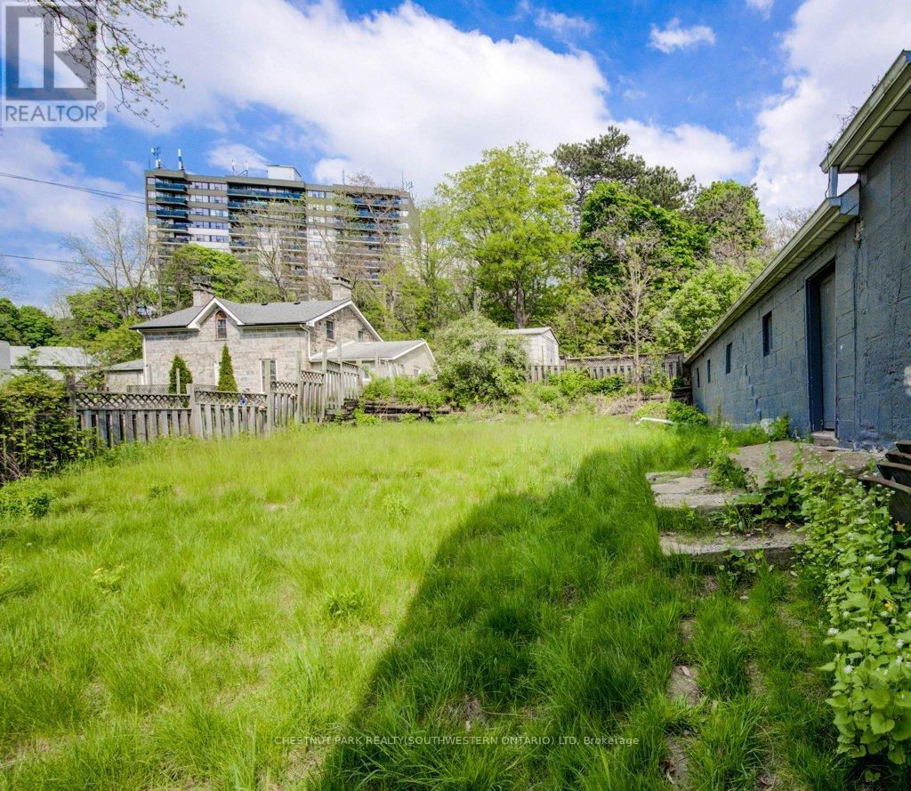 Photo 4 of 245 Ainslie Street S, Cambridge ON