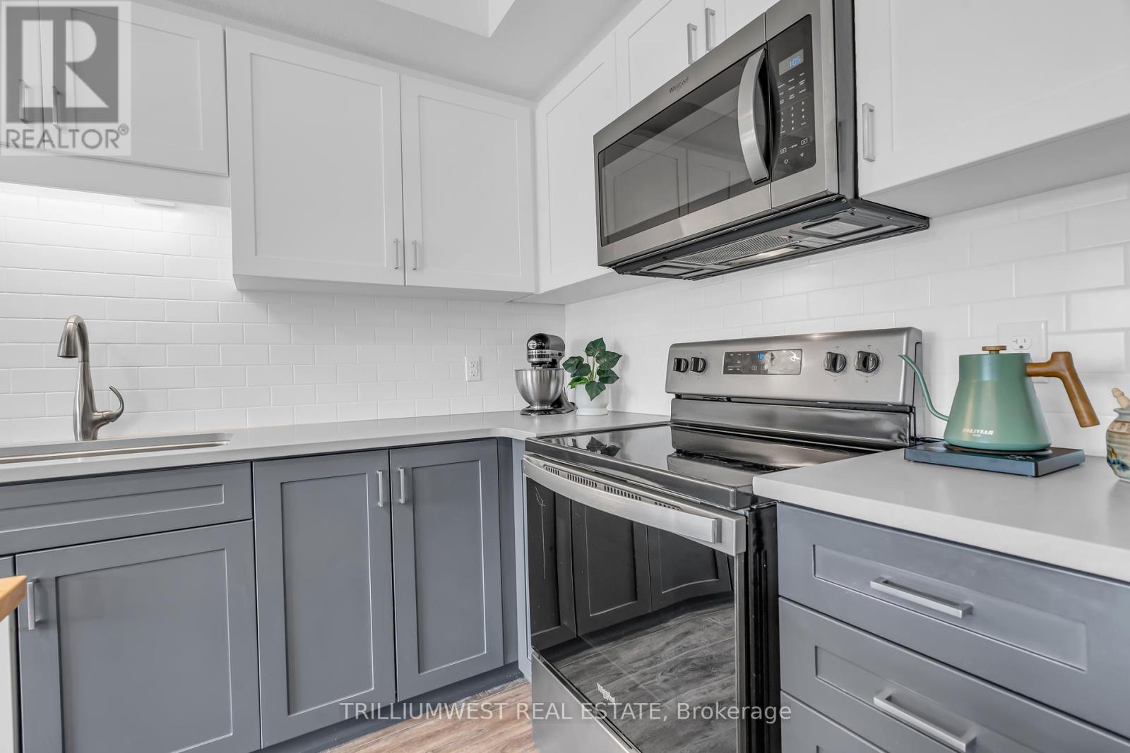 Photo 5 of A 19 90 160 Rochefort Street, Kitchener ON