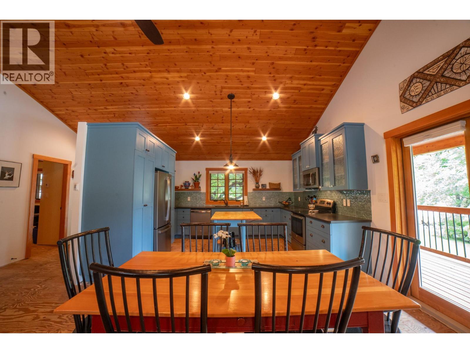 Photo 33 of 502 Turner Street, Silverton BC