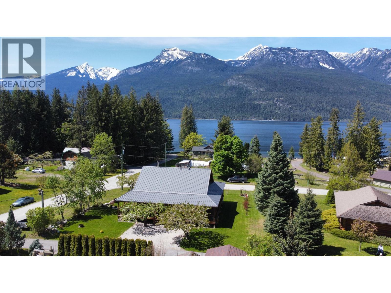 Photo 16 of 502 Turner Street, Silverton BC