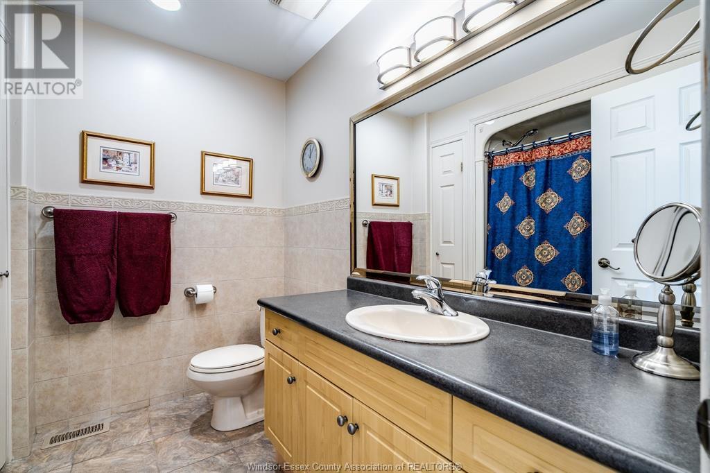 Photo 23 of 171 Sturgeon Meadows, Leamington ON