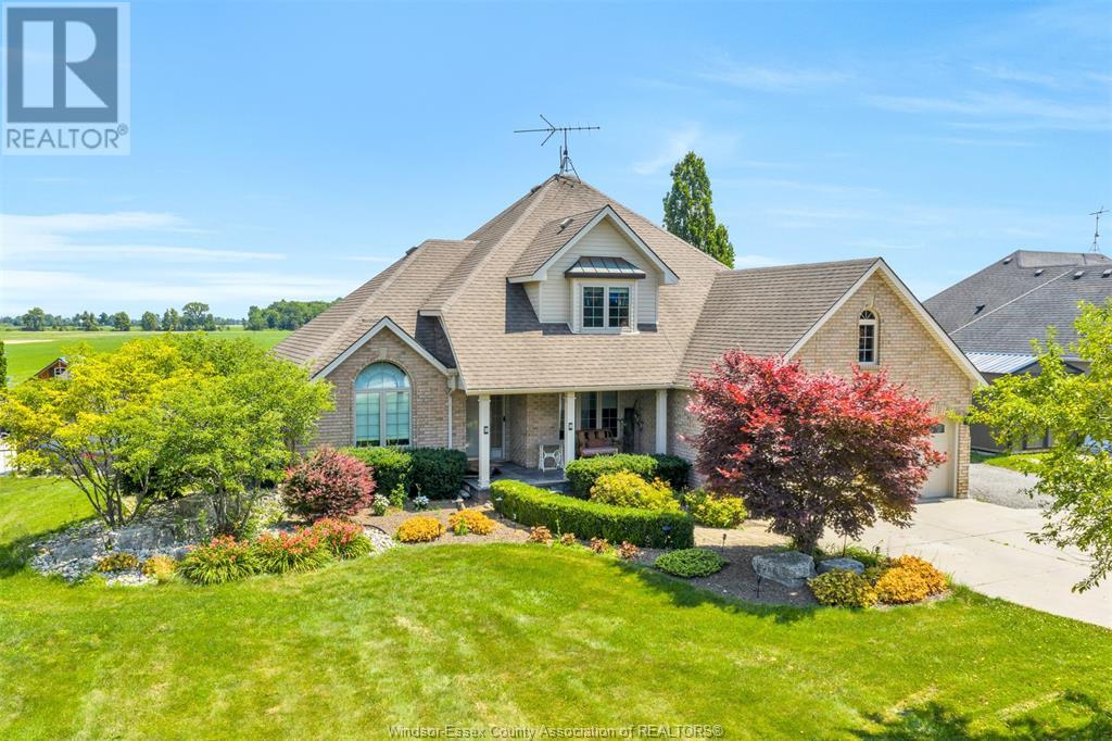 Photo 27 of 578 County Rd 34 West, Essex ON