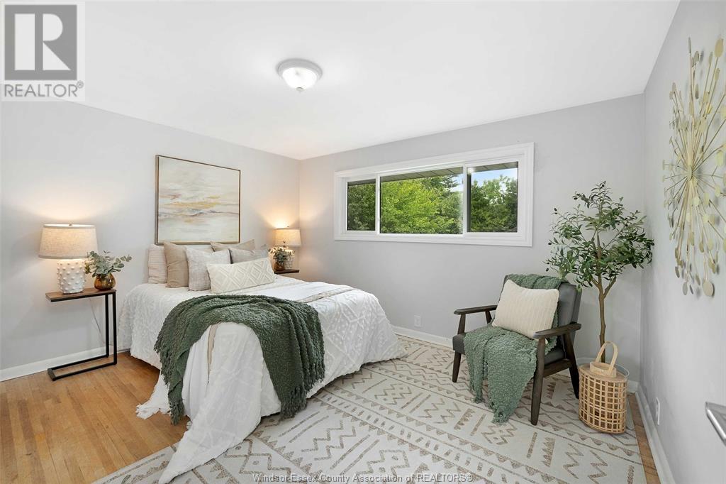 Photo 22 of 1558 Stratford Court, Windsor ON