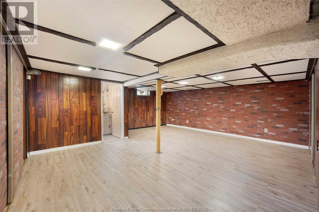 Photo 30 of 1558 Stratford Court, Windsor ON