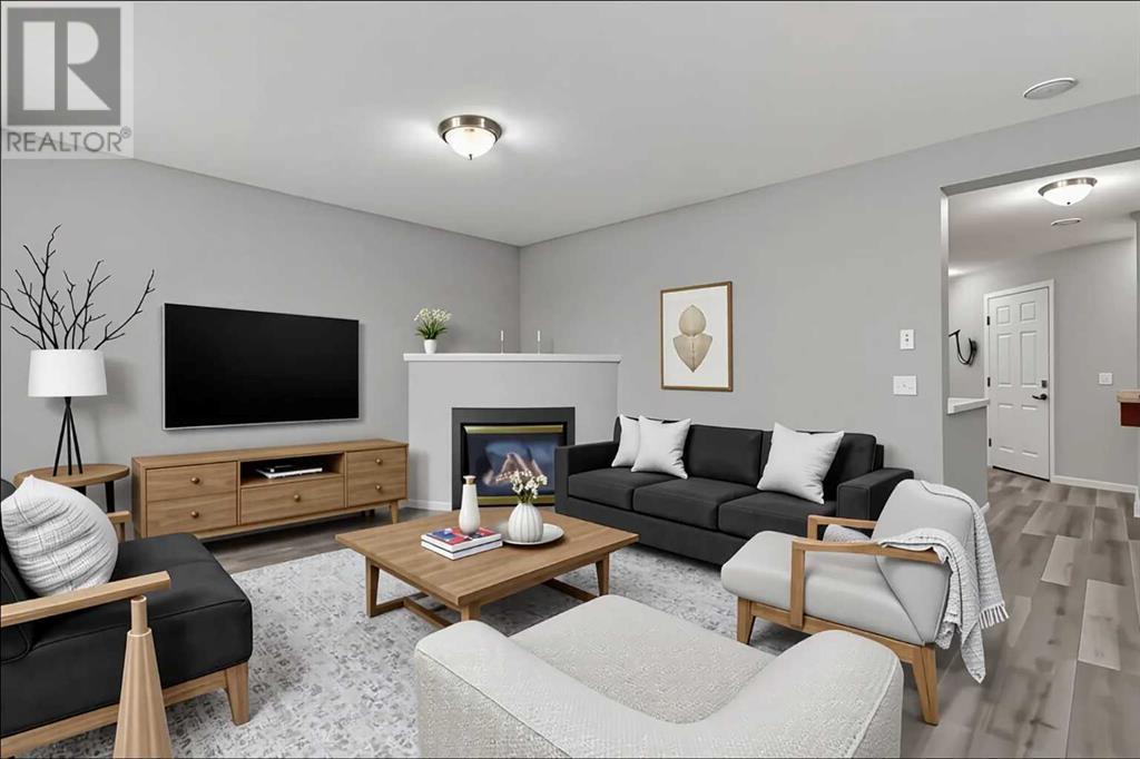 Single Family House for Sale in  Royal Elm Drive NW Royal Oak Calgary 