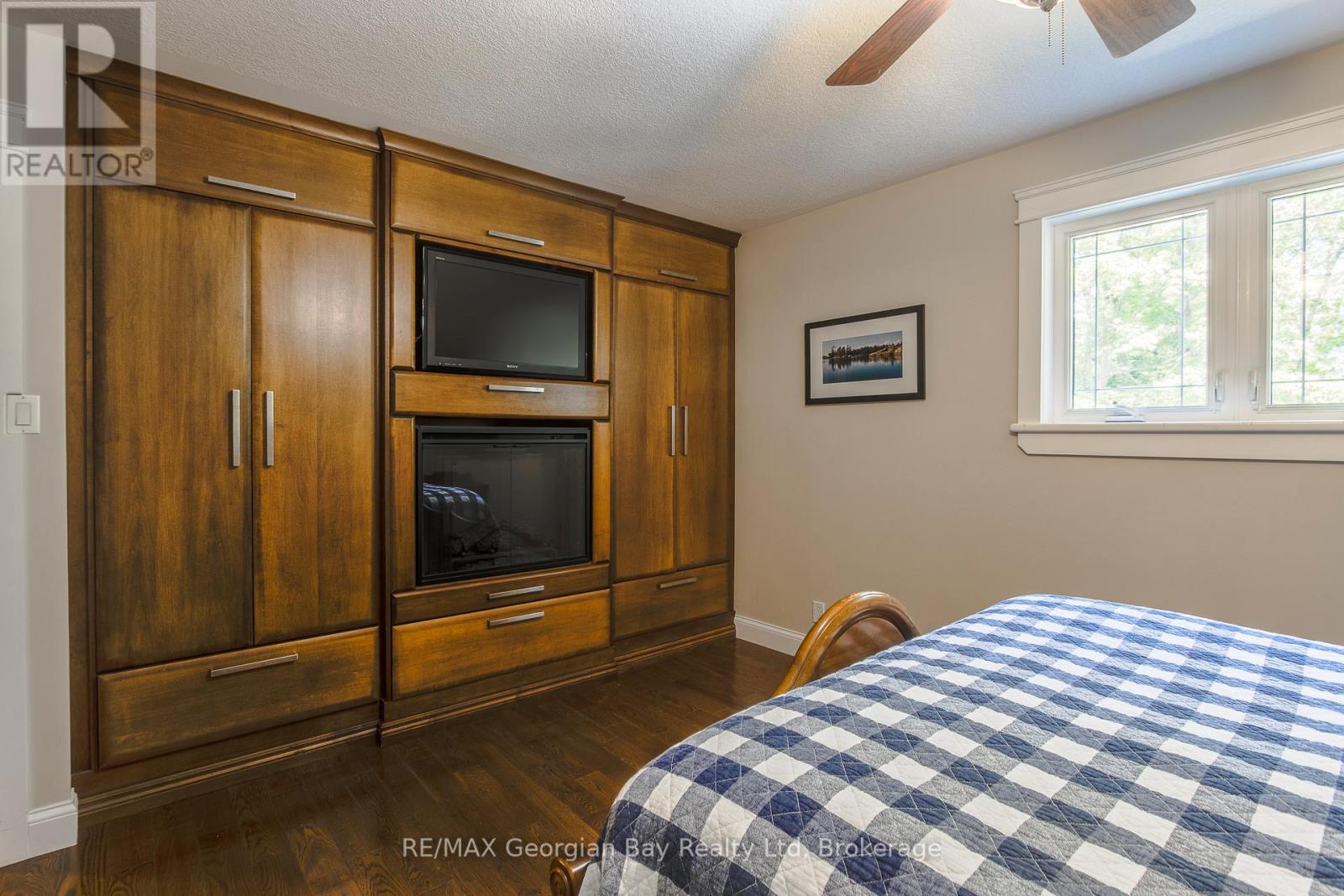 Photo 42 of 30 Brule Street, Penetanguishene ON
