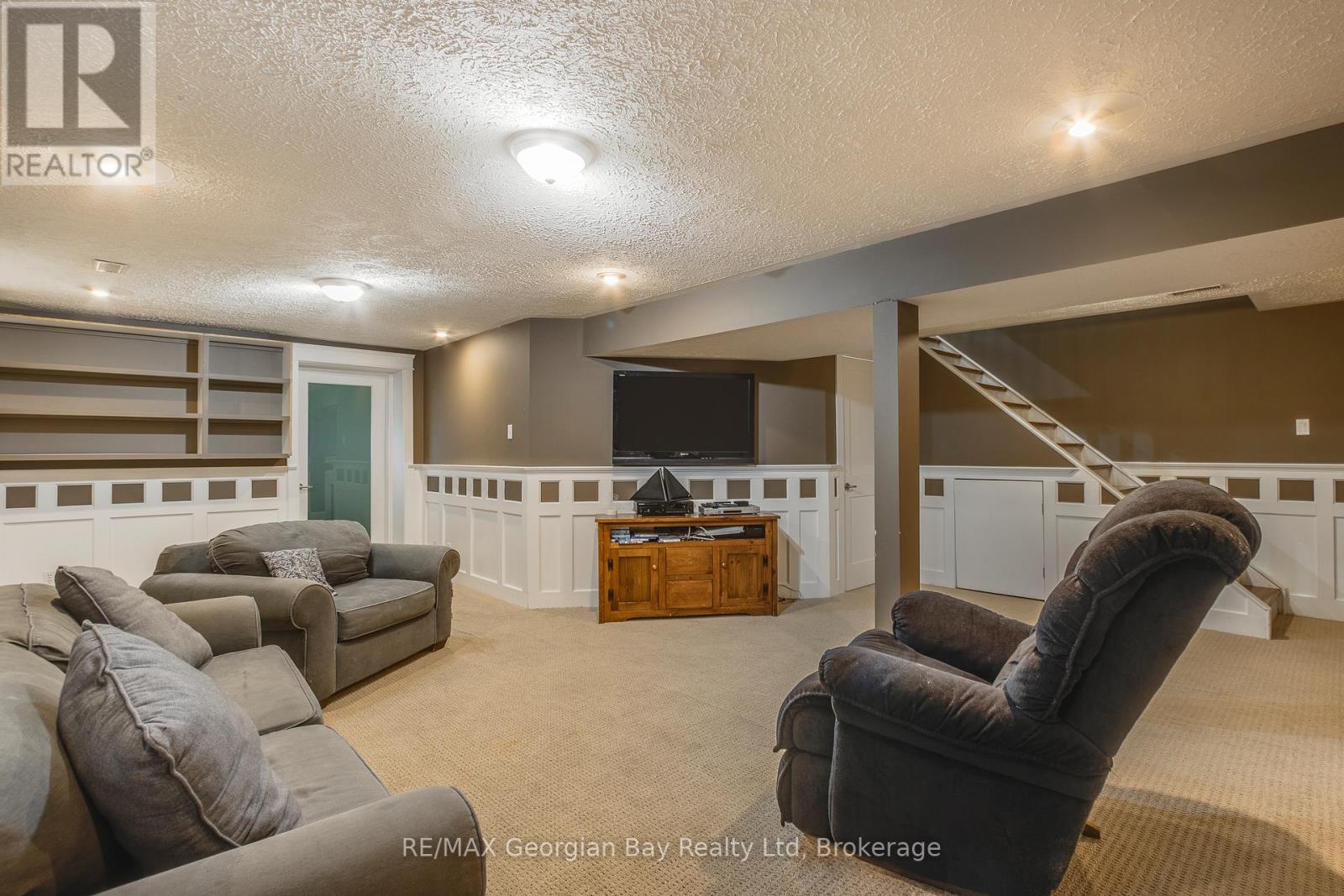 Photo 33 of 30 Brule Street, Penetanguishene ON