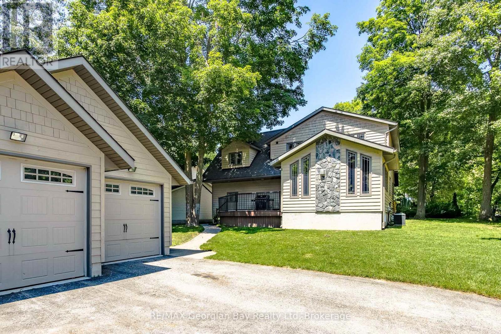 Photo 30 of 30 Brule Street, Penetanguishene ON